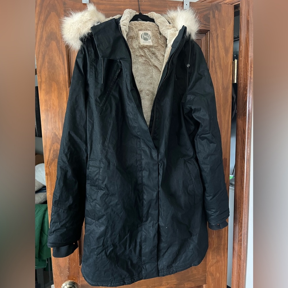 Hoodlamb Women’s Black Jacket with Fur Trim